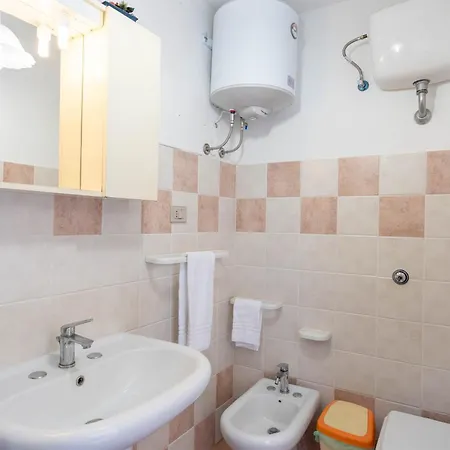 Casa Surachi E Mesu * Sa Rocca Tunda