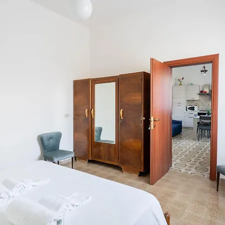 Casa Surachi E Mesu